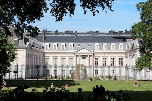 800px-Palais_d'Egmont_Egmontpaleis_Brussels_2012-08